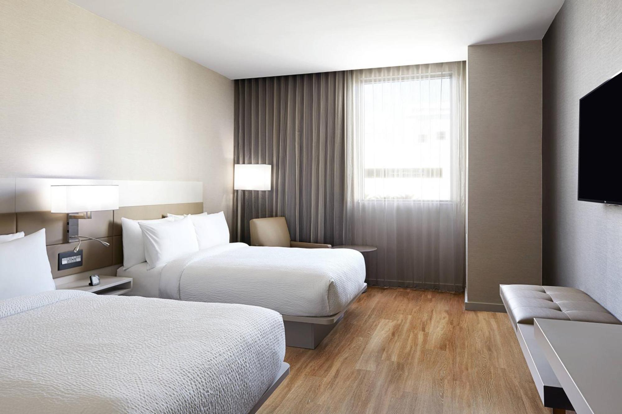 Ac Hotel By Marriott Miami Aventura Exterior photo