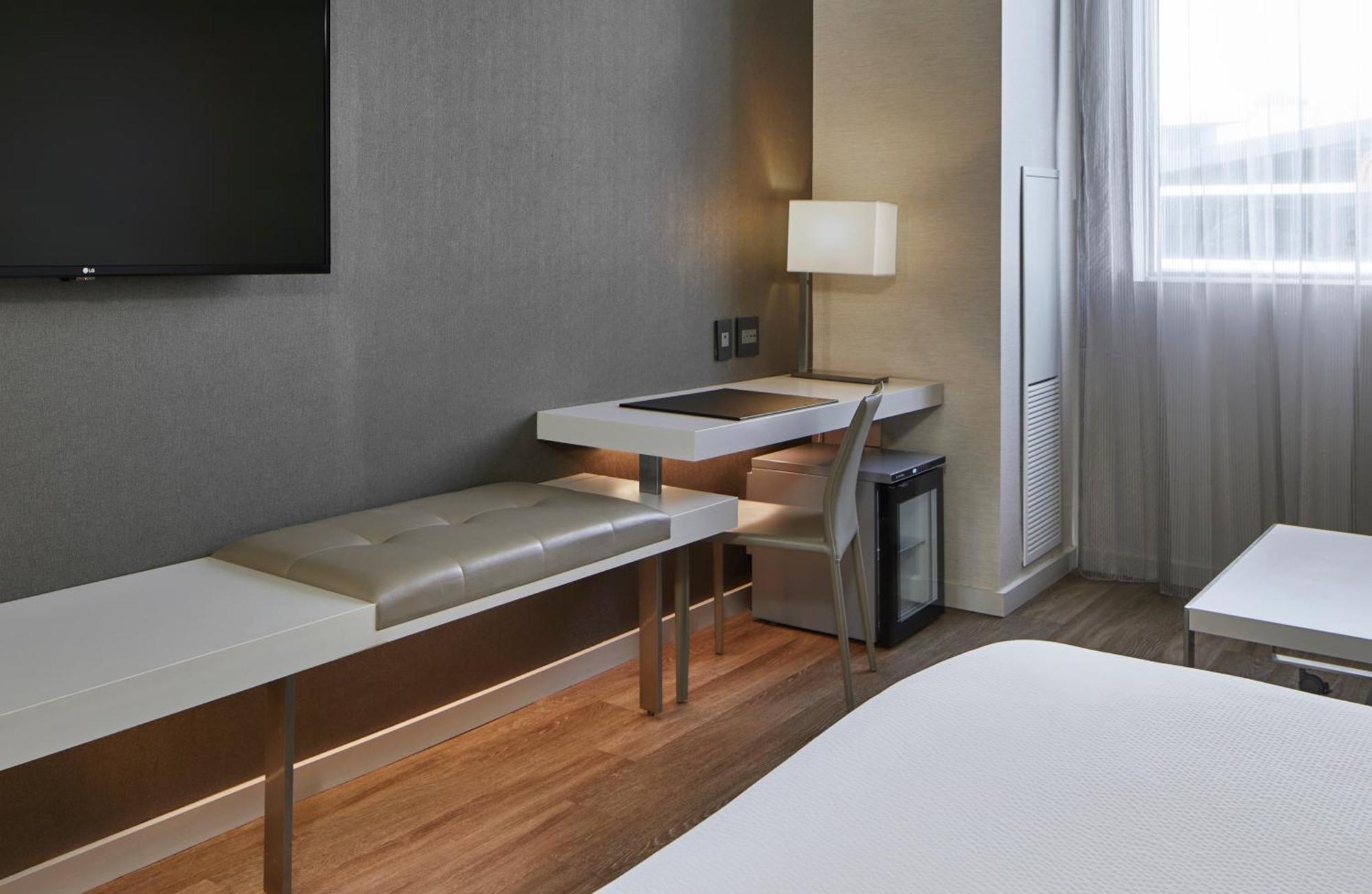 Ac Hotel By Marriott Miami Aventura Exterior photo